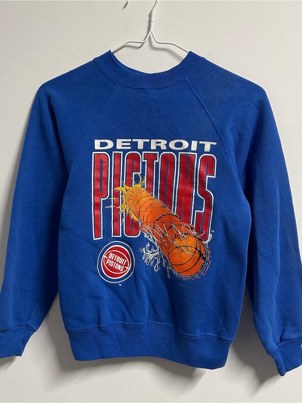 Vintage Detroit Pistons Blue Pullover Sweatshirt Blue Youth Medium